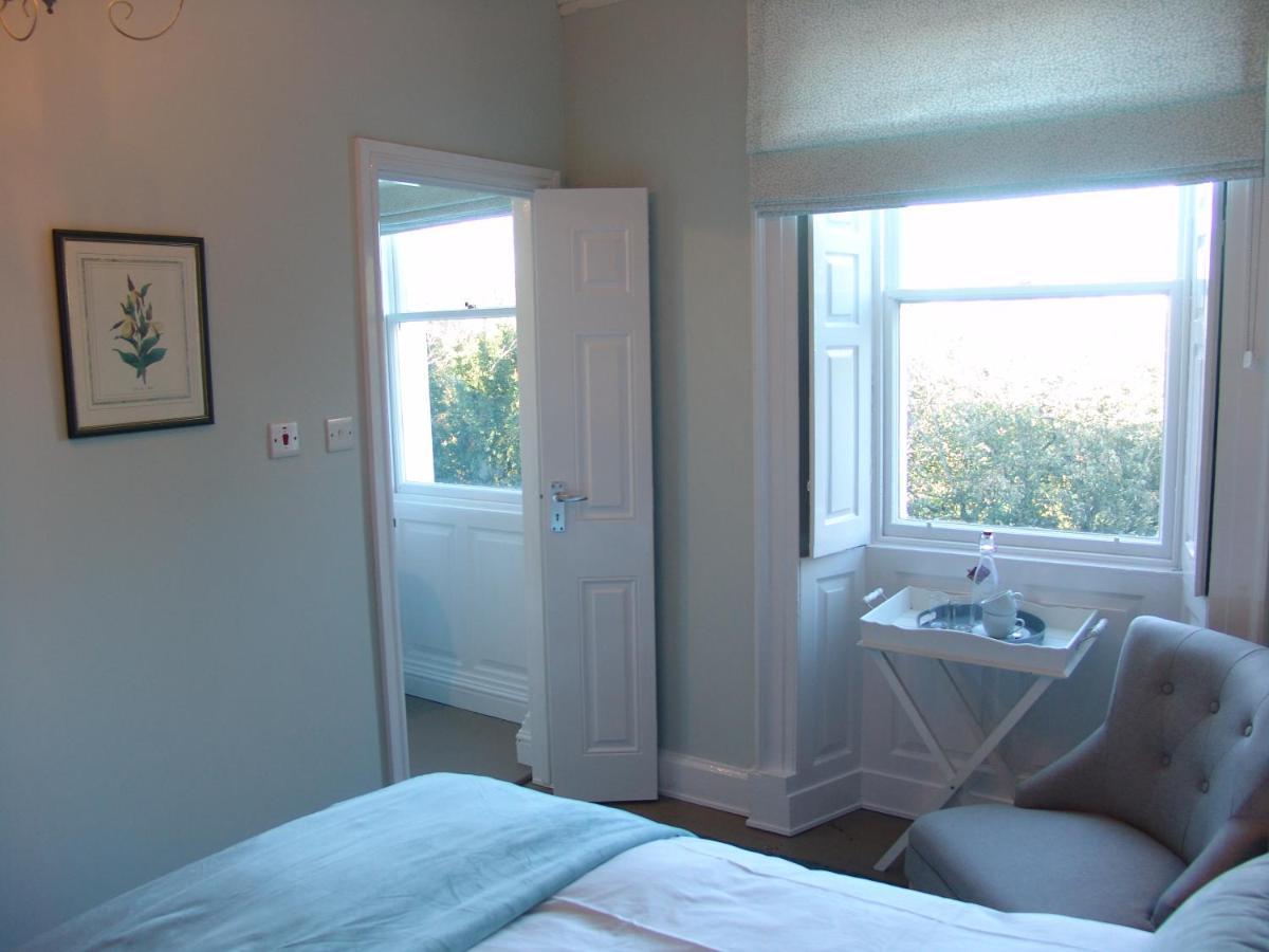 Osborne House B&B Workington Extérieur photo