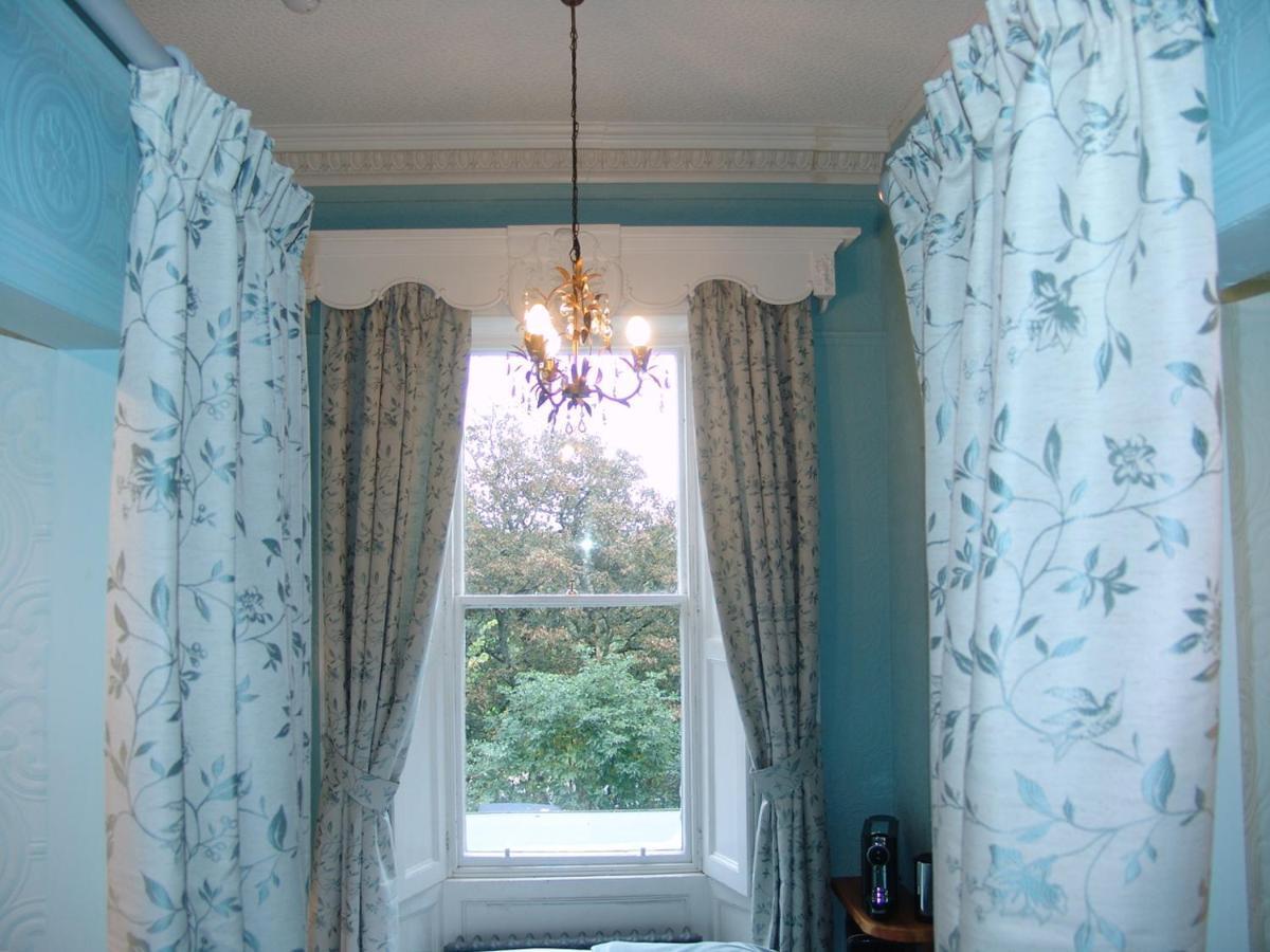 Osborne House B&B Workington Extérieur photo